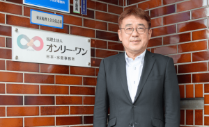 スーツ姿の男性